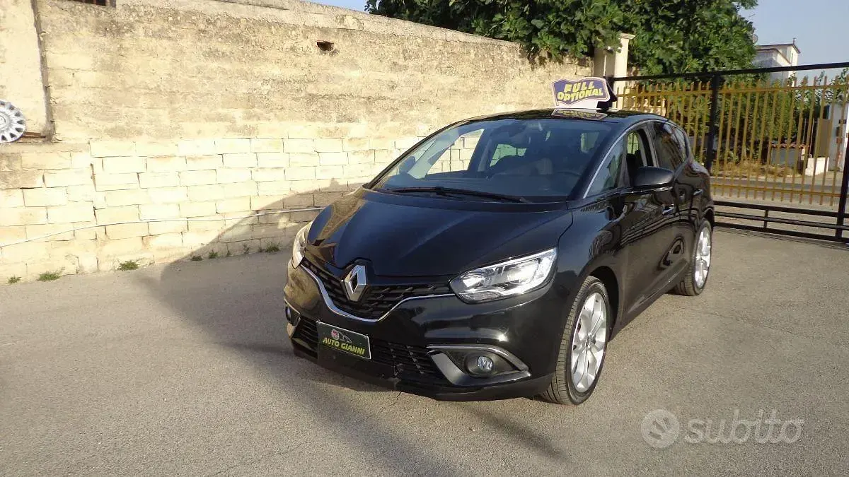 Usata Renault Scénic Business 120 CV (88 kW) 2020 Nero Monovolume