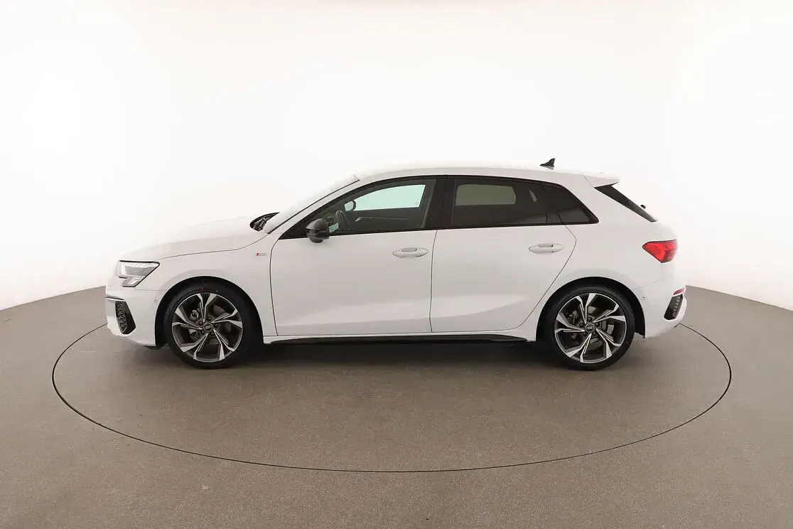 Usata Audi A3 Sportback e-tron S-Line 150 CV (110 kW) 2022 Bianco Utilitaria