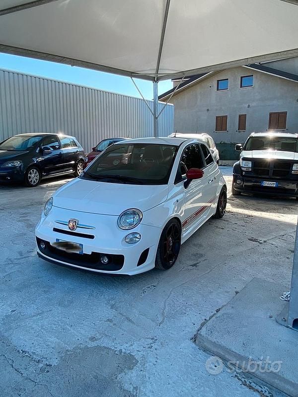 Usata Abarth 500 135 CV (99 kW) 2009 Bianco Utilitaria