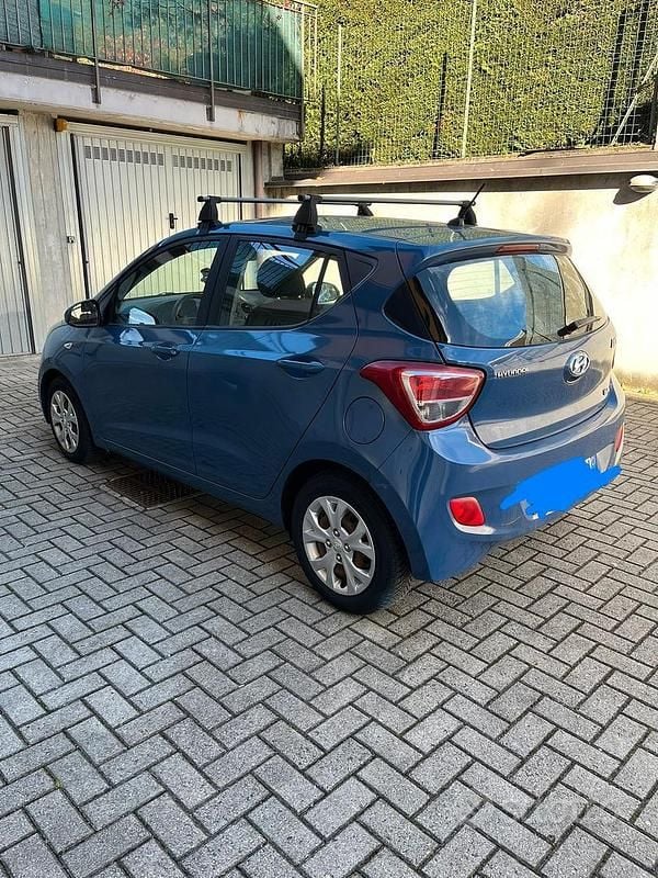 Usata Hyundai i10 67 CV (49 kW) 2014 Blu Utilitaria