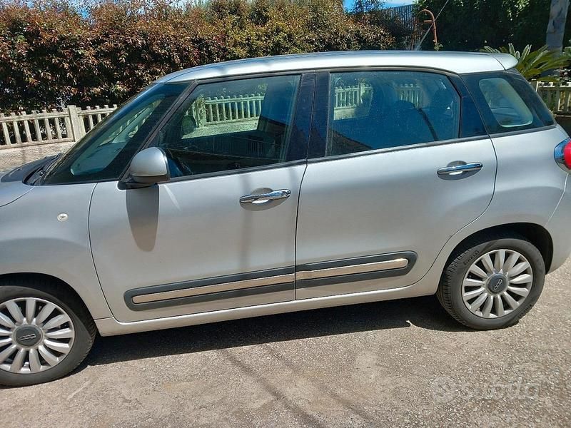 Usata Fiat 500L Lounge 85 CV (62 kW) 2013 Grigio Monovolume