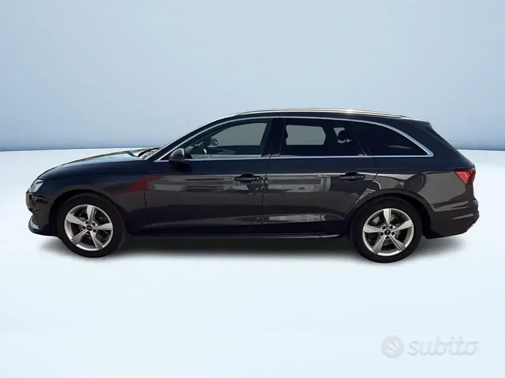 Usata Audi A4 Advanced Plus 163 CV (119 kW) 2022 Grigio Station wagon