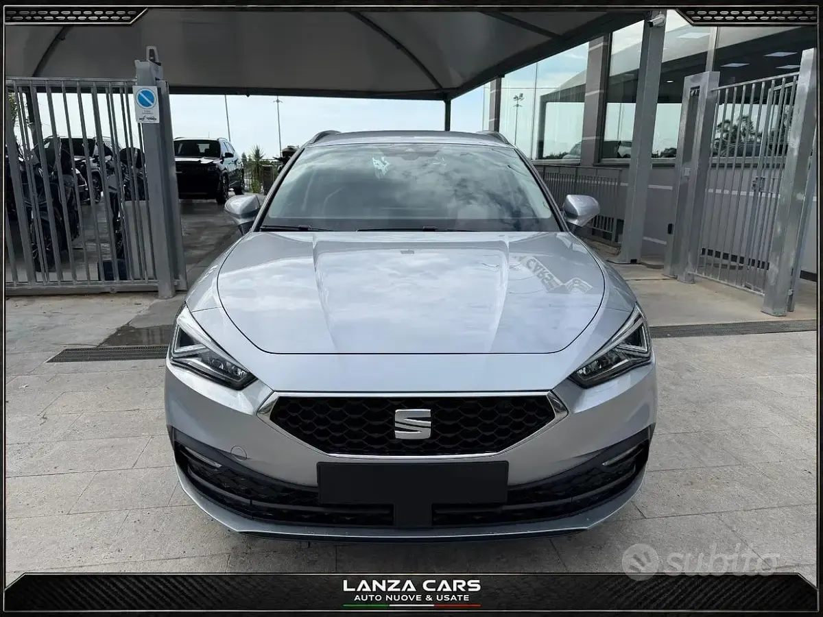 Usata Seat Leon ST Business 150 CV (110 kW) 2023 Grigio Station wagon