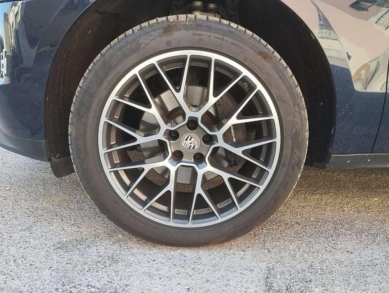 Usata Porsche Macan 252 CV (185 kW) 2018 Blu/azzurro SUV