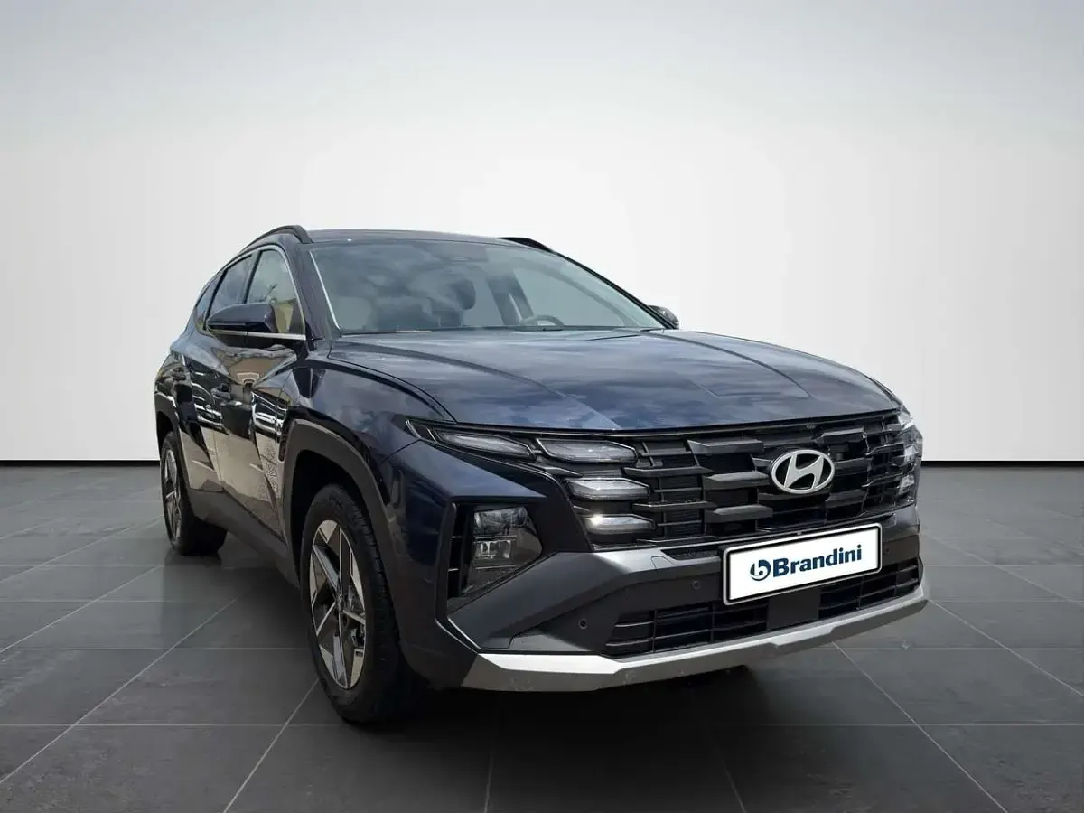 Nuova Hyundai Tucson 179 CV (131 kW) 2026 Sailing blue pearl SUV