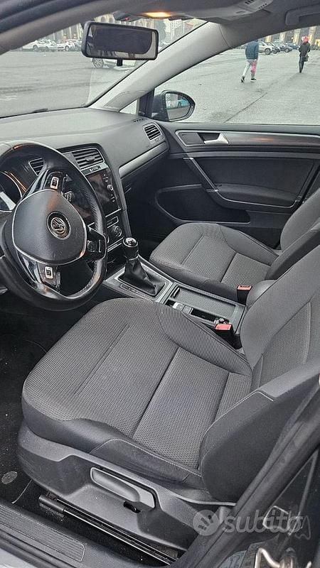 Usata VW Golf VII 110 CV (80 kW) 2018 Station wagon