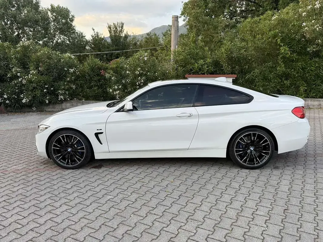 Usata BMW 420 Coupé Efficient Dynamics 184 CV (135 kW) 2013 Bianco Coupé