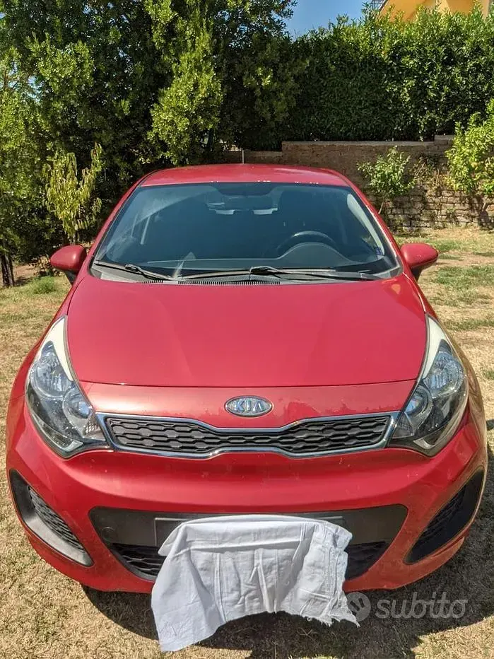 Usata Kia Rio 75 CV (55 kW) 2013 Berlina
