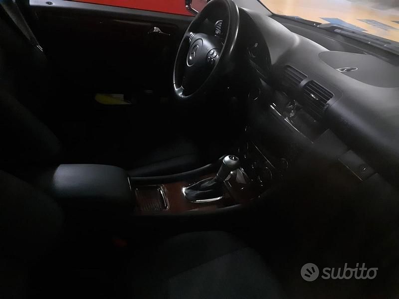 Usata Mercedes 220 150 CV (110 kW) 2007 Station wagon