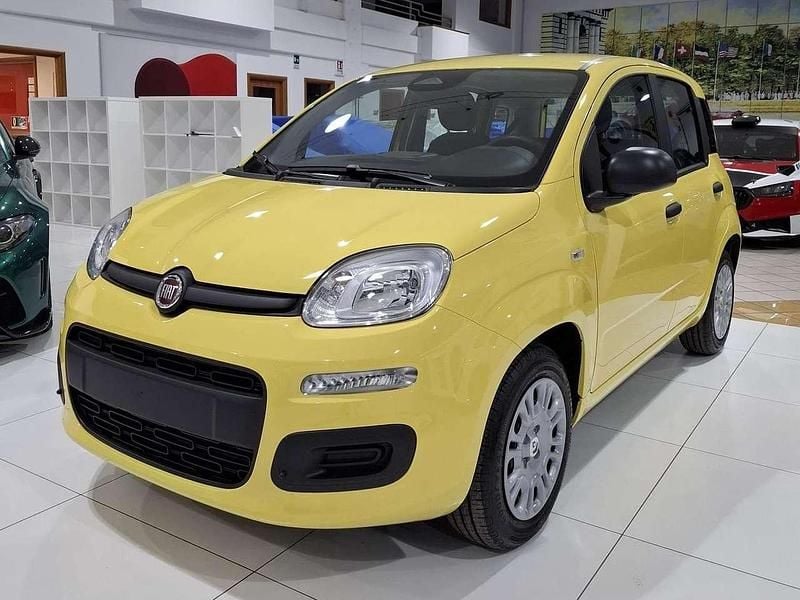 Giallo Nuova 2025 Fiat Grande Panda Pop Due volumi | 9950 € (Buon prezzo) - Immagine 1/3