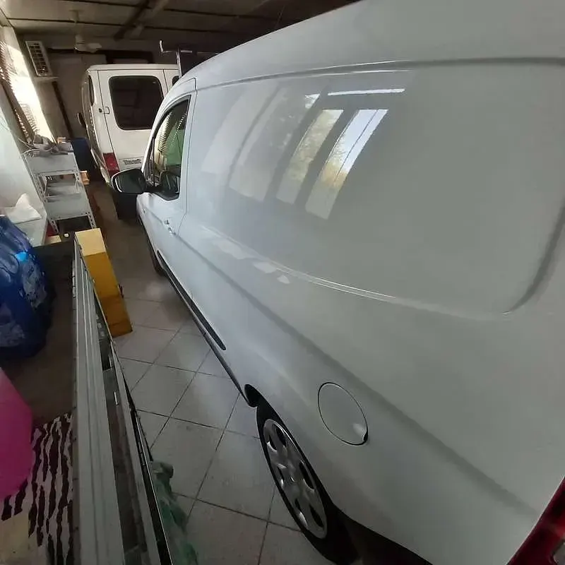 Usata Ford Courier Trend 75 CV (55 kW) 2016 Bianco Monovolume