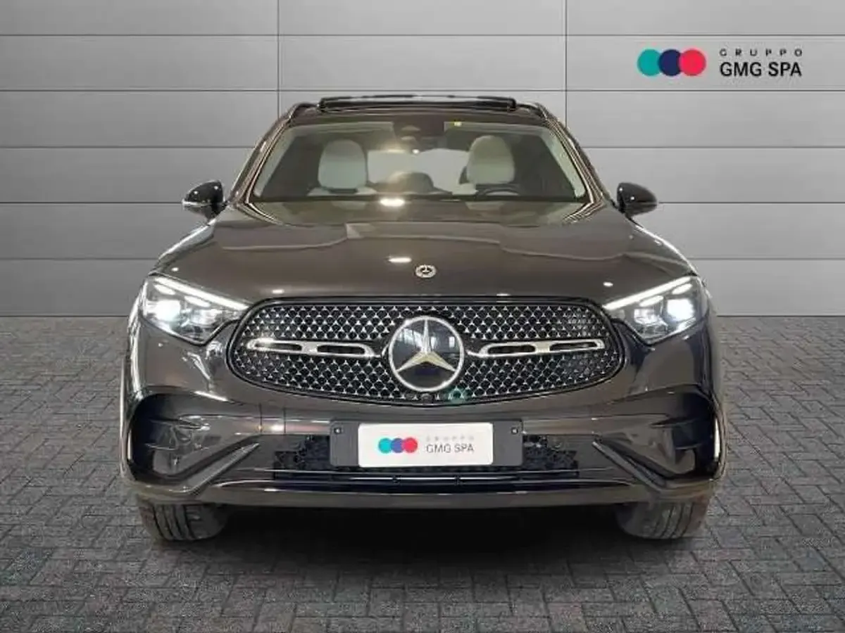 Usata Mercedes GLC300e Advanced 333 CV (244 kW) 2023 Grigio SUV
