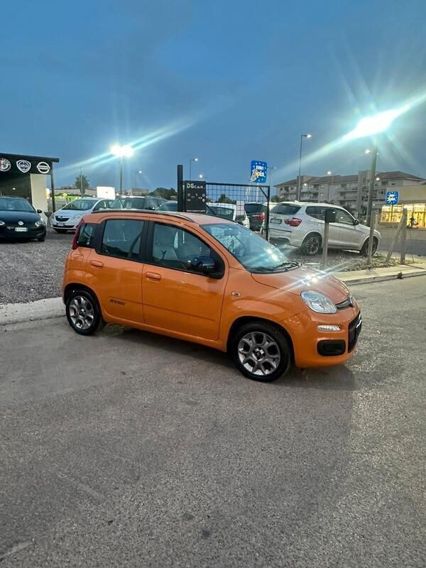 Usata Fiat Panda 69 CV (50 kW) 2015 Arancione Utilitaria