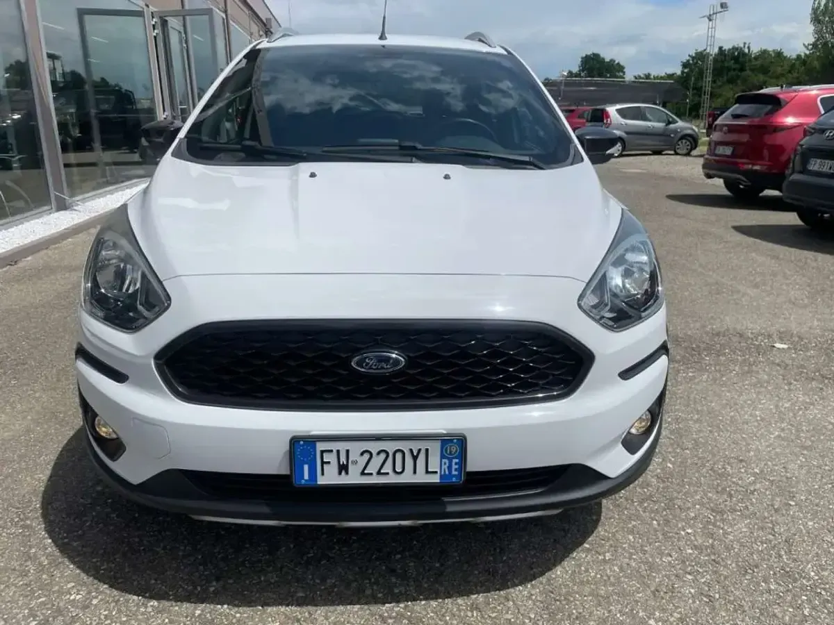 Usata Ford Ka Active 86 CV (63 kW) 2019 Bianco Berlina
