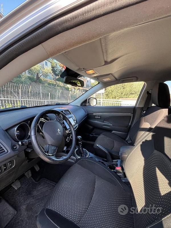 Usata Mitsubishi ASX Intense 114 CV (83 kW) 2016 Argento SUV