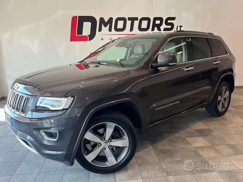 Usata Jeep Grand Cherokee Overland 250 CV (183 kW) 2015 Grigio SUV