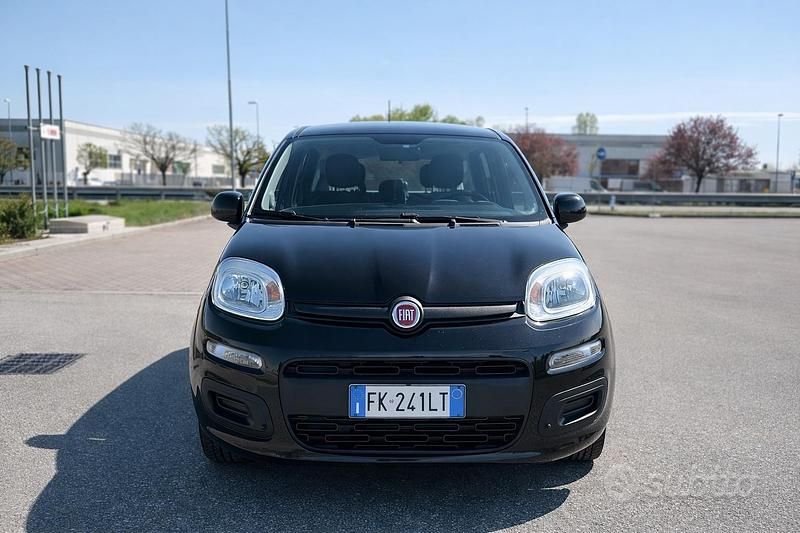 Usata Fiat Panda Lounge 69 CV (50 kW) 2017 Utilitaria