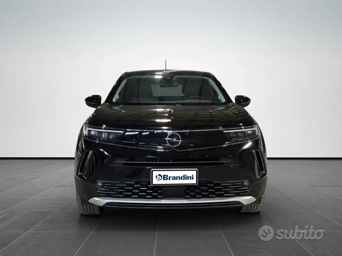 Usata Opel Mokka Elegance 101 CV (74 kW) 2024 Bianco SUV