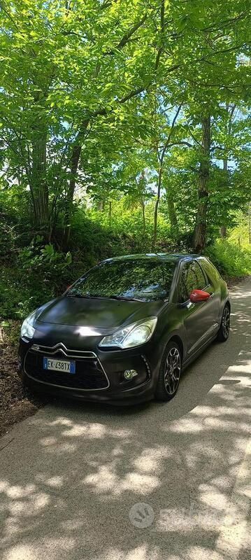 Usata 2011 Citroën DS3 Coupé | 4990 € (Ottimo prezzo) - Immagine 1/4