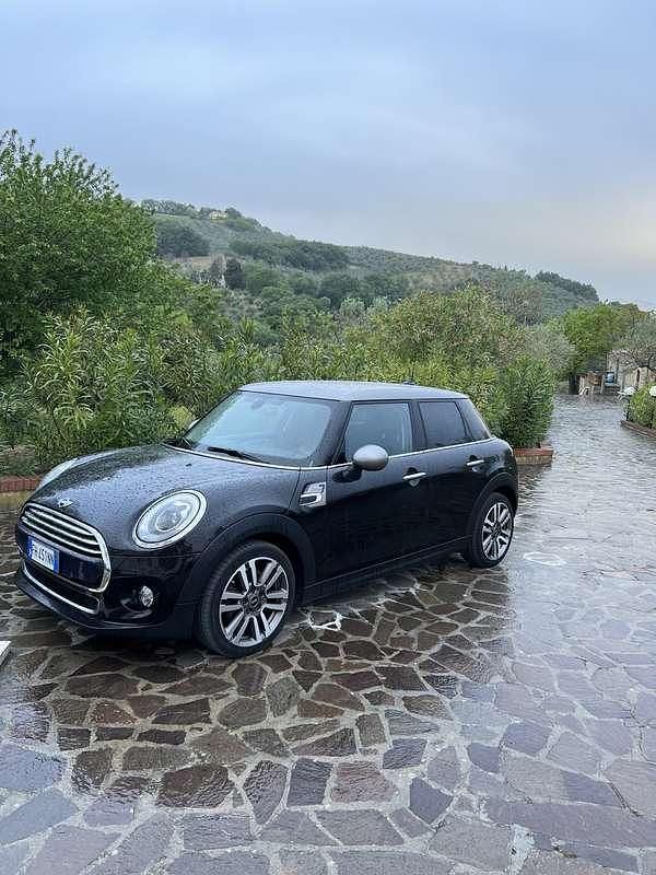 Usata Mini Cooper D Seven 116 CV (85 kW) 2017 Utilitaria