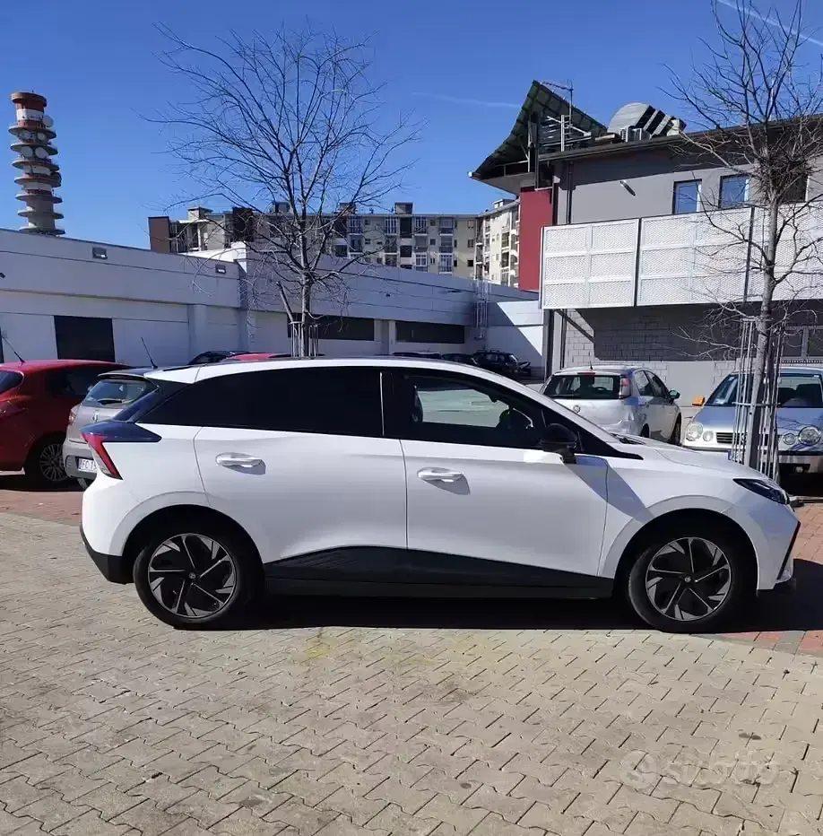 Usata MG MG4 EV Luxury 67 kW (92 CV) 2023 Utilitaria