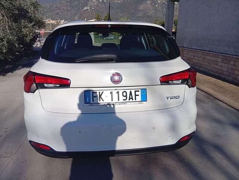 Usata Fiat Tipo Easy 95 CV (69 kW) 2017 Bianco Berlina