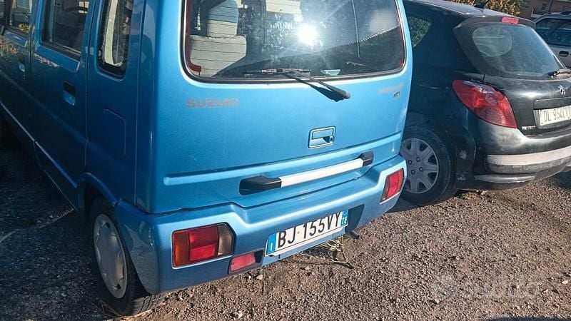 Usata Suzuki Wagon R 2000 Blu Monovolume