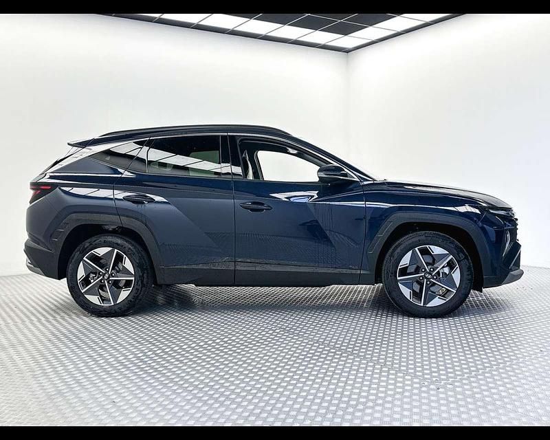 Nuova Hyundai Tucson 160 CV (117 kW) 2026 Sailing blue pearl SUV