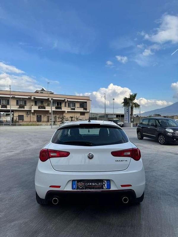 Usata Alfa Romeo Giulietta 120 CV (88 kW) 2018 Other Utilitaria