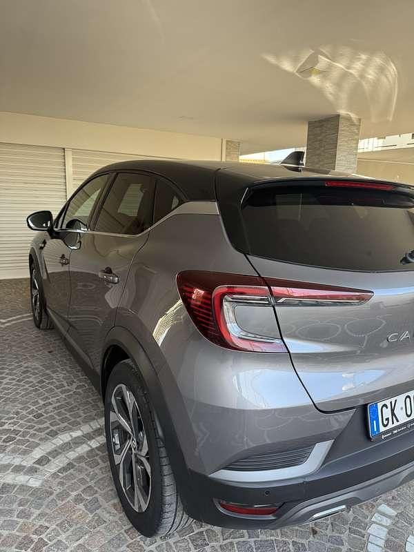 Usata Renault Captur RS Line 94 CV (69 kW) 2022 SUV