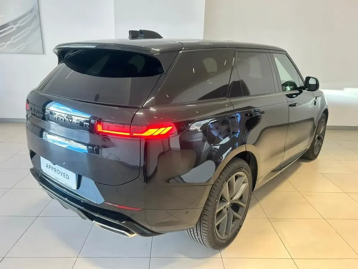 Nuova Land Rover Range Rover Sport SE Dynamic 460 CV (338 kW) 2026 Nero SUV