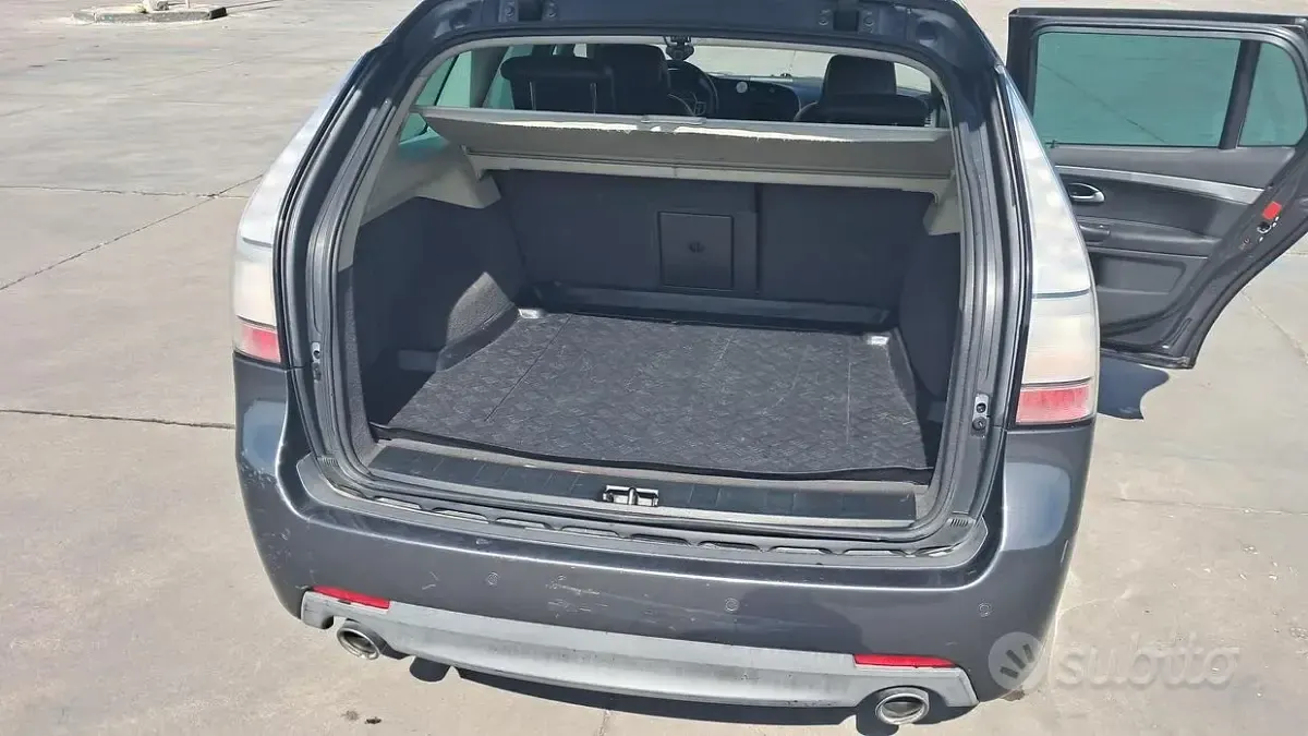 Usata Saab 9-3 Aero 180 CV (132 kW) 2011 Grigio Station wagon