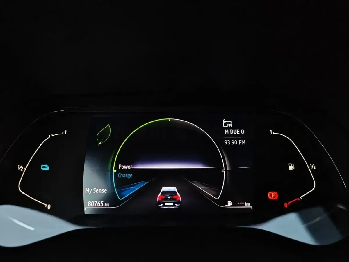 Usata Renault Captur Rive Gauche 145 CV (106 kW) 2021 Grigio SUV