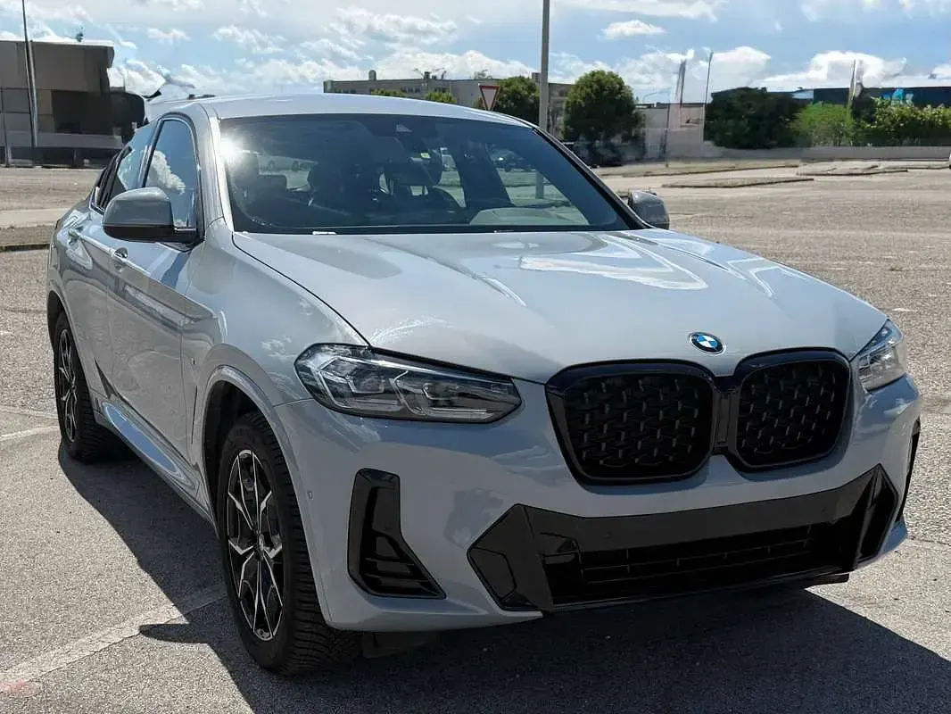 Usata BMW X4 M Sport 190 CV (139 kW) 2023 Grigio SUV