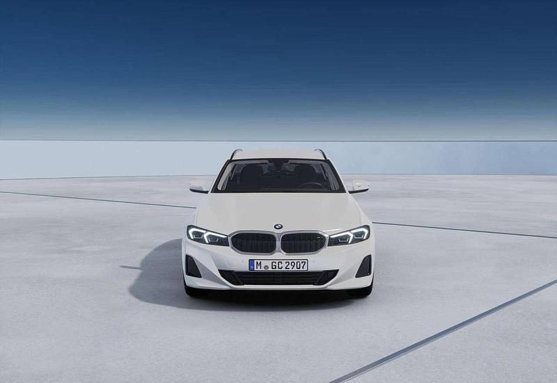 Nuova BMW 318 Comfort Edition 150 CV (110 kW) 2025 Alpin white Station wagon