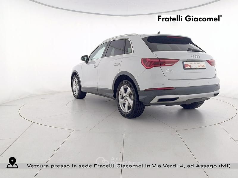 Usata Audi Q3 Advanced 150 CV (110 kW) 2024 Bianco ghiacciaio metallizzato SUV