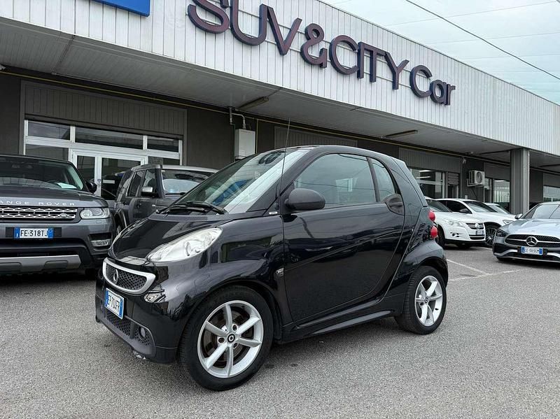 Nero Usata 2012 Smart ForTwo Coupé Pulse Due volumi | 5900 € (Buon prezzo) - Immagine 1/4