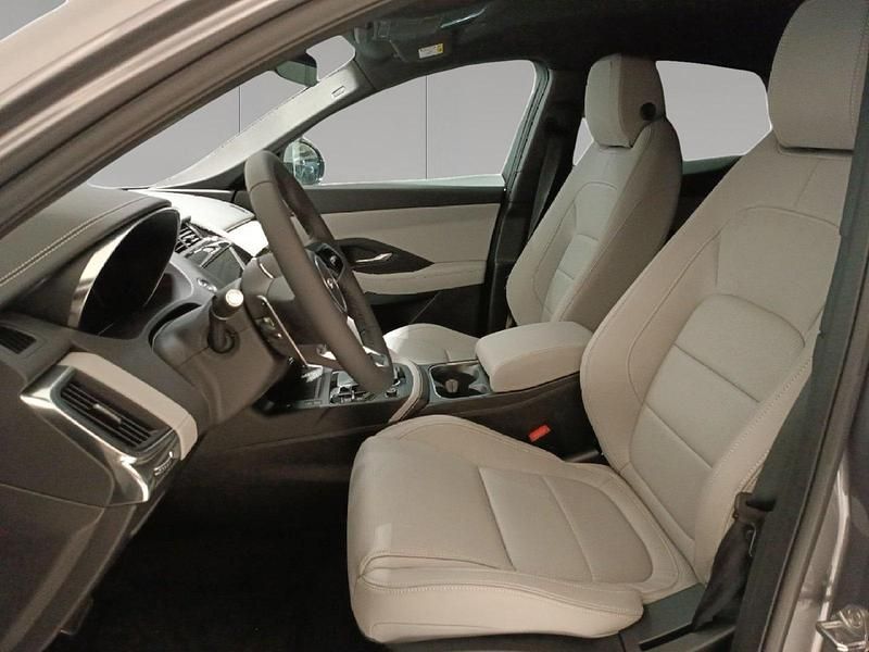 Usata Jaguar E-Pace R-Dynamic 163 CV (119 kW) 2023 Eiger grey SUV