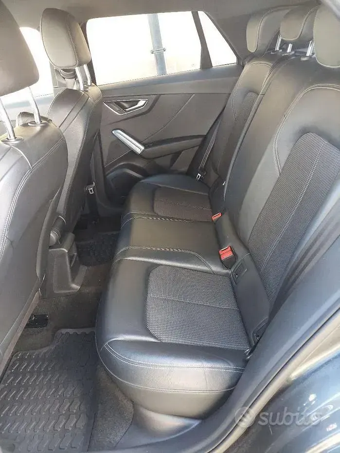 Usata Audi Q2 S-Line 116 CV (85 kW) 2019 Grigio SUV