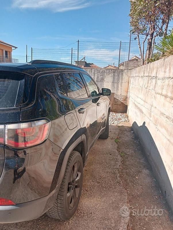Usata Jeep Compass Limited 140 CV (102 kW) 2020 Nero SUV