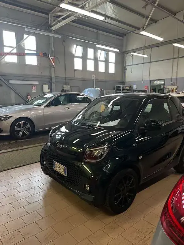 Usata Smart ForTwo Coupé 41 kW (56 CV) 2021 Utilitaria