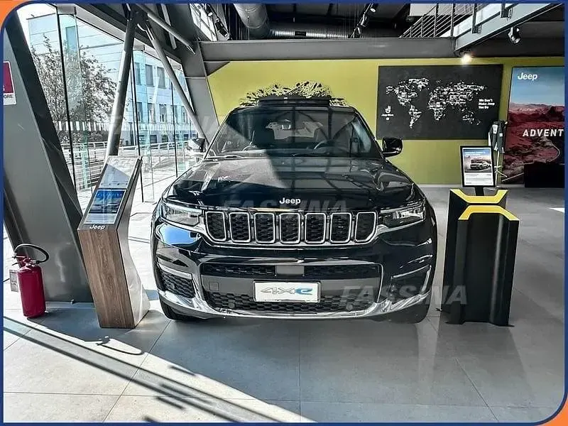 Nuova Jeep Grand Cherokee Limited 379 CV (278 kW) 2026 Nero SUV