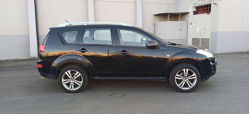 Usata Peugeot 4007 156 CV (114 kW) 2010 SUV