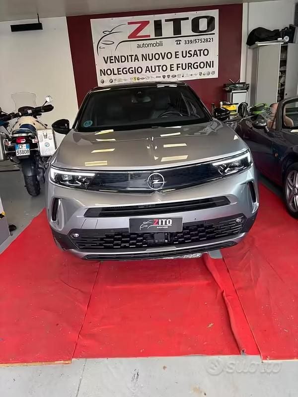 Usata Opel Mokka Ultimate 131 CV (96 kW) 2022 Grigio SUV