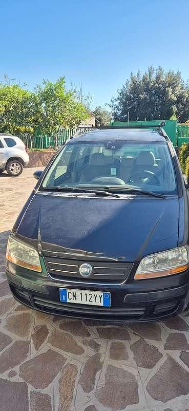 Usata Fiat Idea Dynamic 69 CV (50 kW) 2004 Nero Monovolume