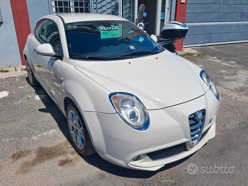 Usata 2010 Alfa Romeo MiTo Due volumi | 3500 € (Molto cara) - Immagine 1/4