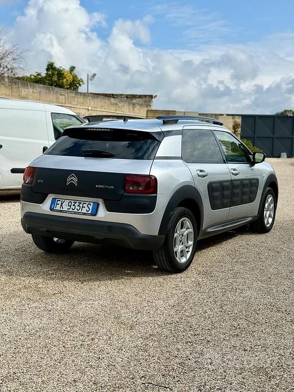 Usata Citroën C4 Cactus Shine 99 CV (72 kW) 2018 Grigio Utilitaria