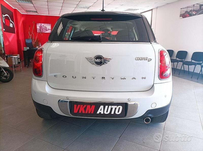 Usata Mini Cooper Countryman 111 CV (81 kW) 2015 Bianco SUV