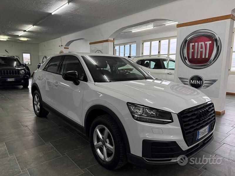 Usata Audi Q2 Business 116 CV (85 kW) 2019 Bianco SUV