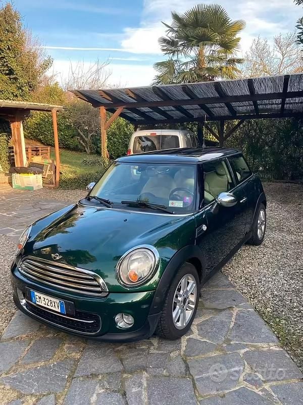Usata Mini Cooper D 2012 Utilitaria